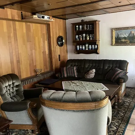 Haus Eichholz بيت للعطل